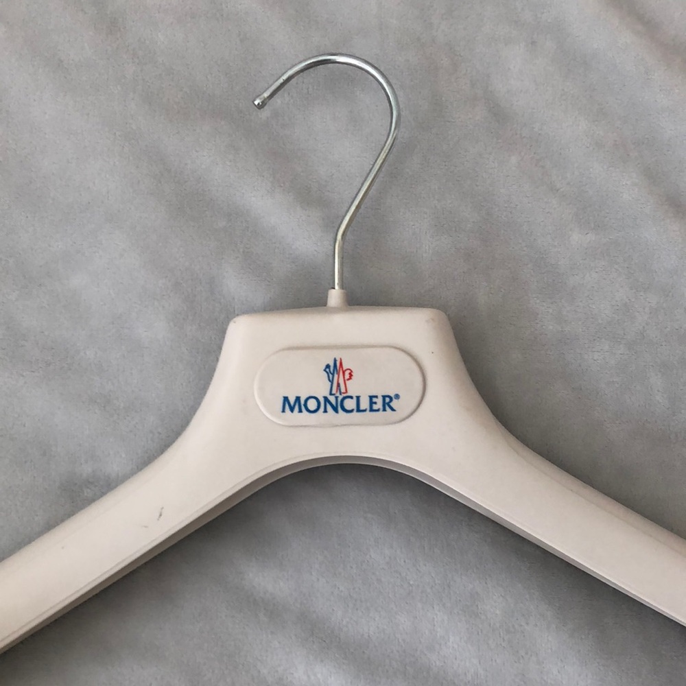 Moncler hanger